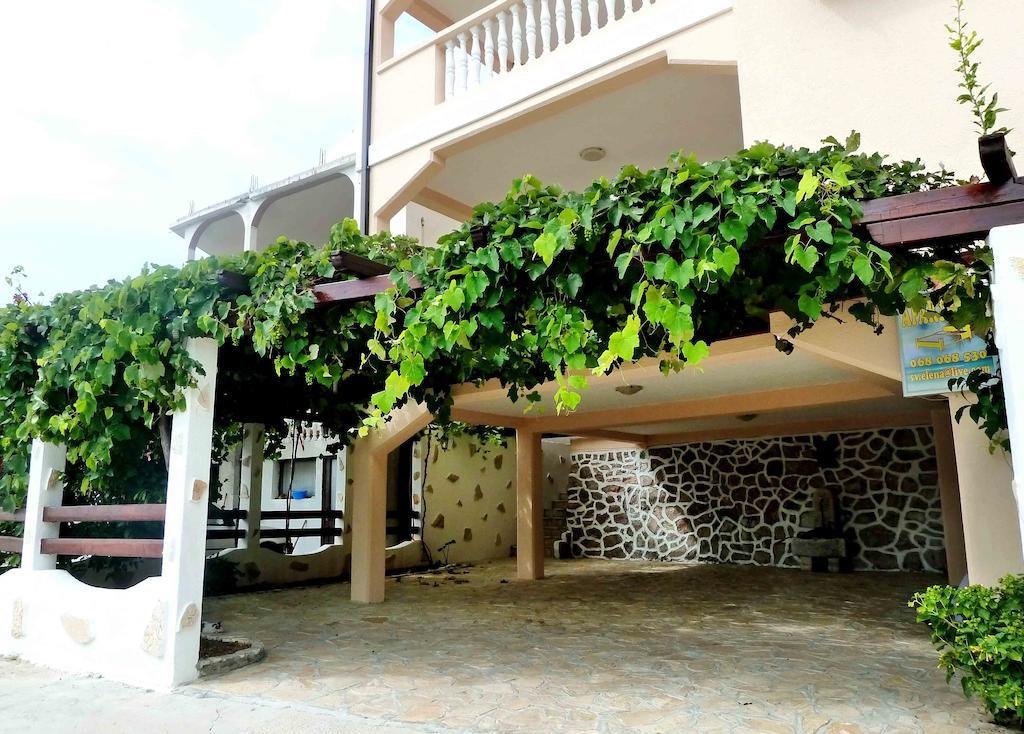 Apartments Papillon Подгорица Екстериор снимка