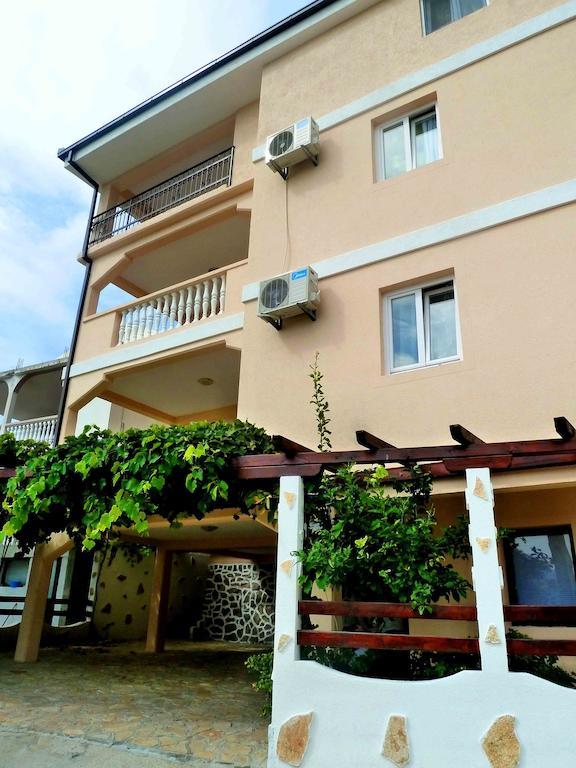 Apartments Papillon Подгорица Екстериор снимка